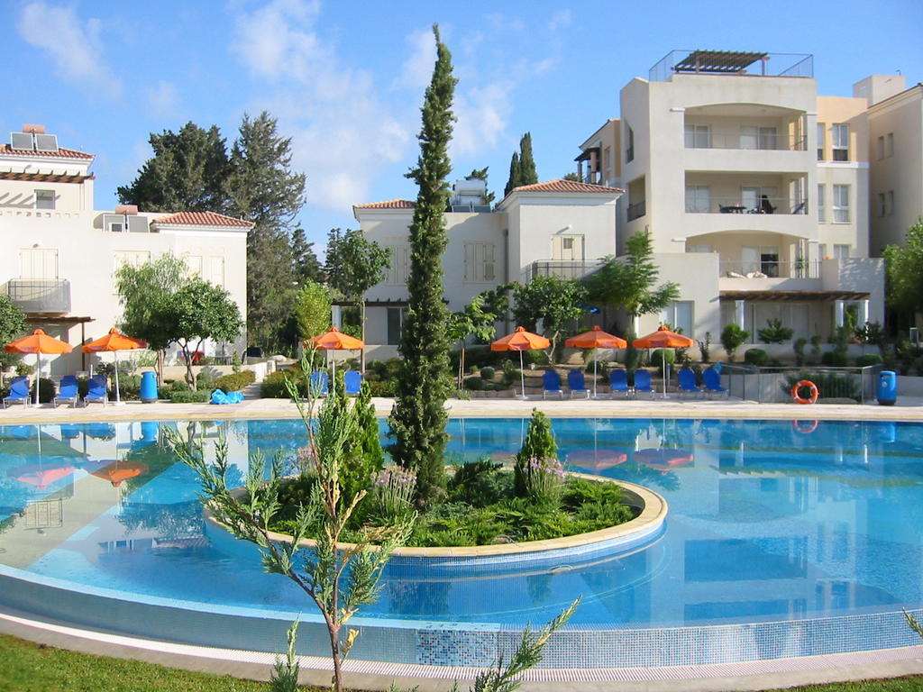 Hesperides Gardens Villa Pafos Exterior foto